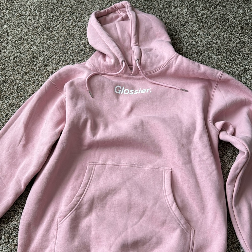 ✨Glossier Sweatshirt✨